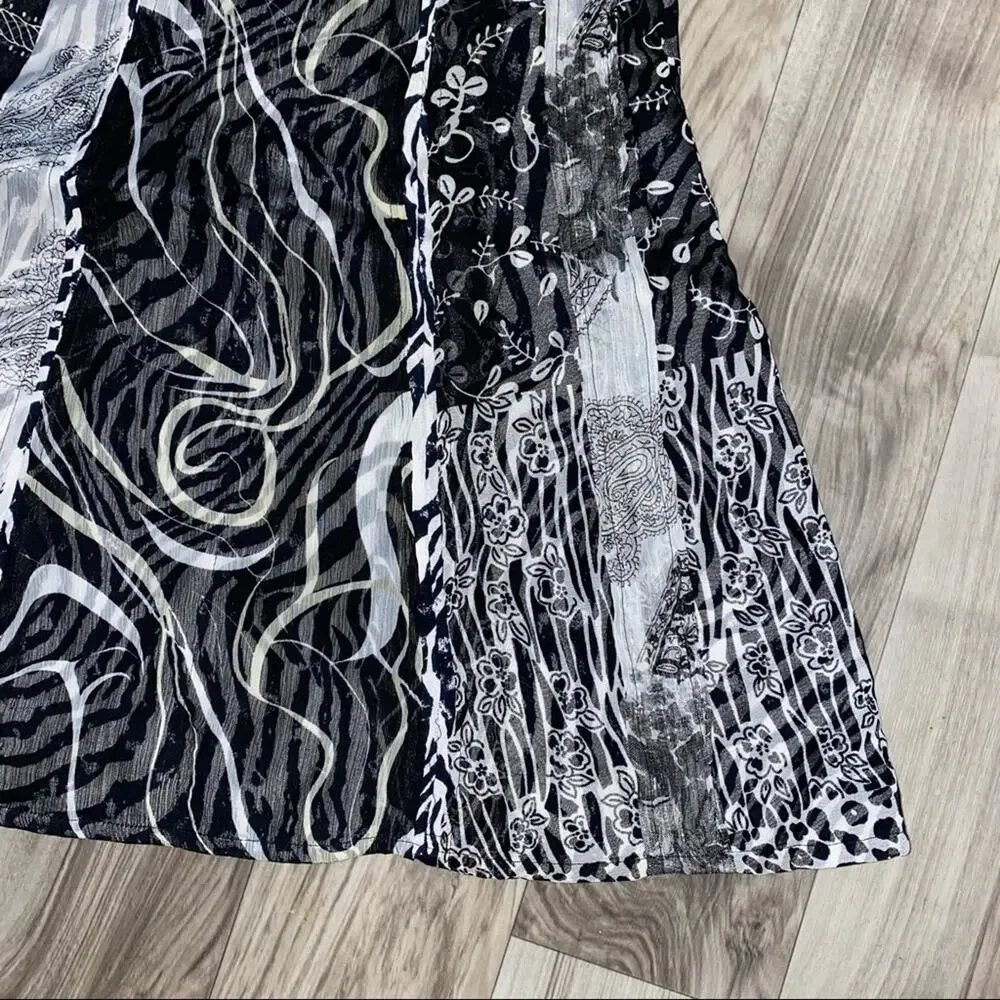Chico's 2‎ Black, White Silver Fiber Sheer Fabric Pieced Full Skirt Lined